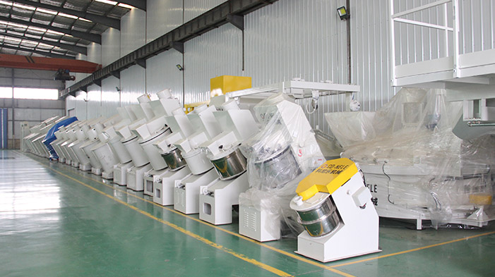 傾斜式混合造粒機(jī) 傾斜式混合造粒機(jī)